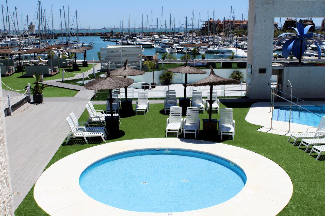 Suites Puerto Sherry El Puerto de Santa Maria Exterior foto